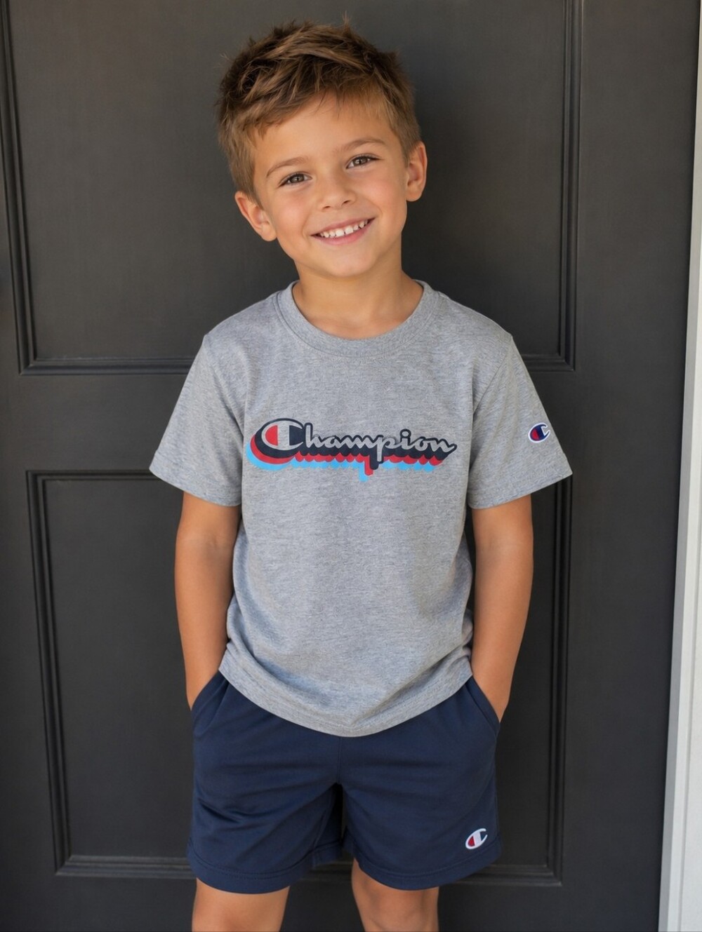 Champion Boys Short Sleeve T-Shirt Size S (6/8)